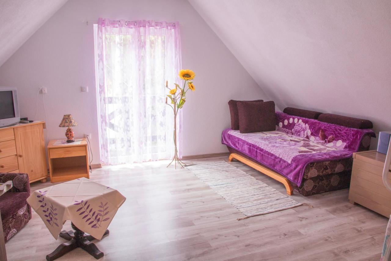 Chata Pod Bocianim Gniazdem Zalakowo Exterior foto